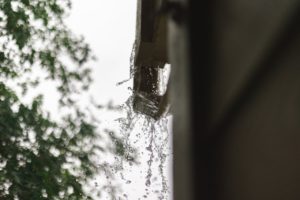 diy gutter replacement